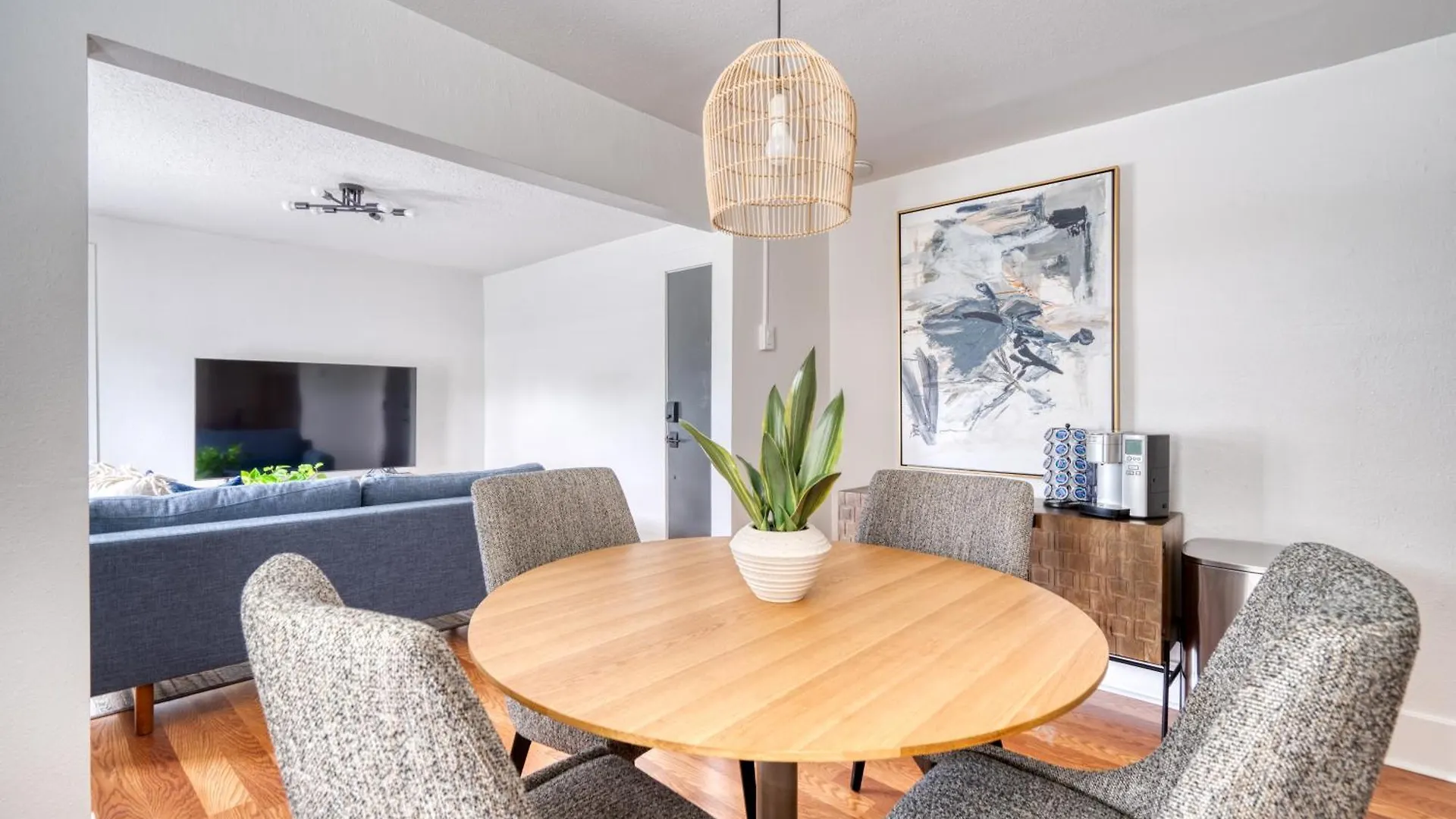 Stay Portland - La Casa Burnside - Local Eateries, Shops, And Bars 0*,  United States