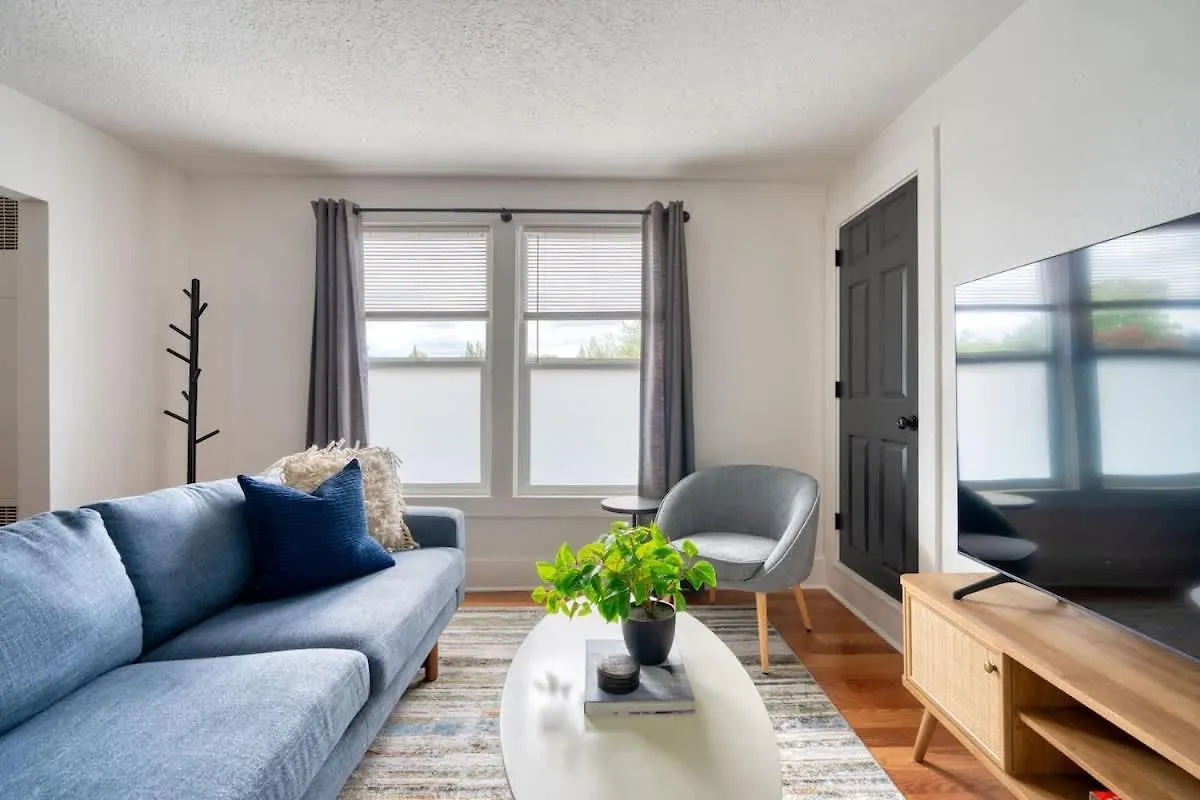 Stay Portland - La Casa Burnside - Local Eateries, Shops, And Bars