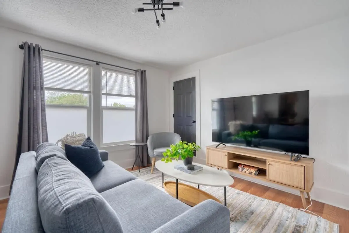 Apartment Stay Portland - La Casa Burnside - Local Eateries, Shops, And Bars