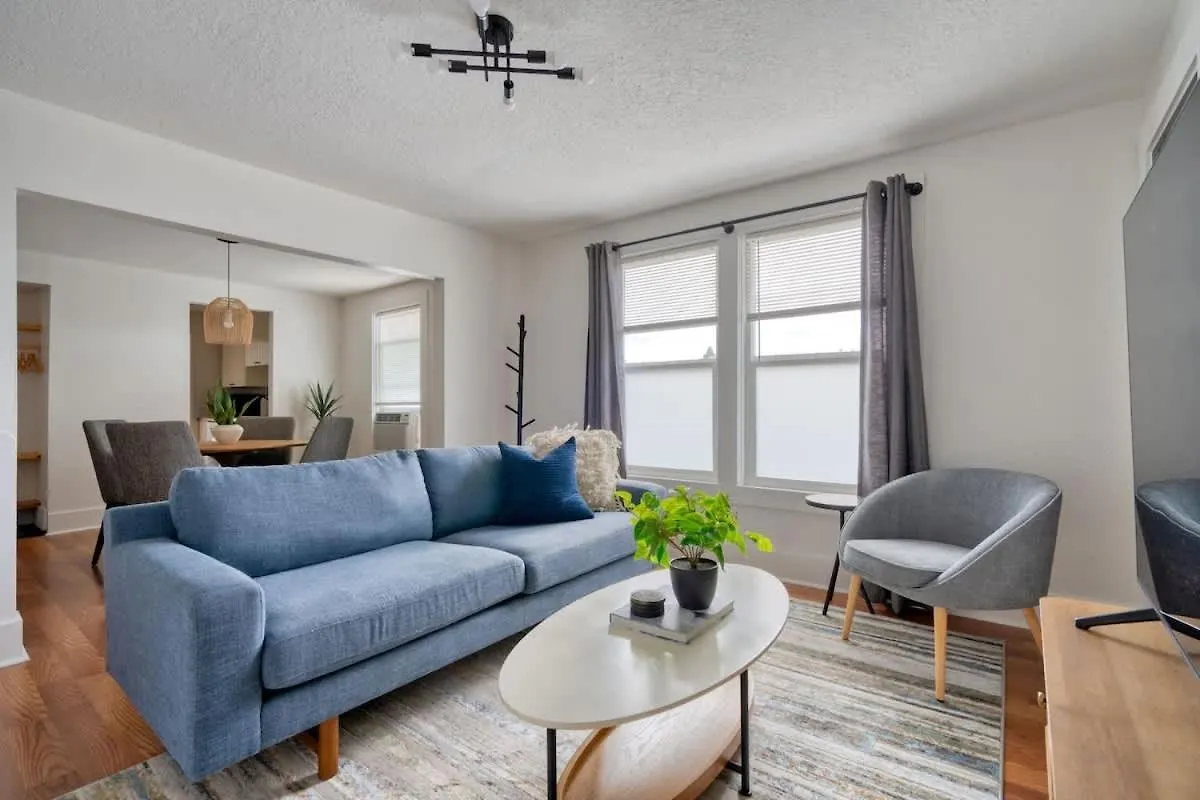 Apartment Stay Portland - La Casa Burnside - Local Eateries, Shops, And Bars