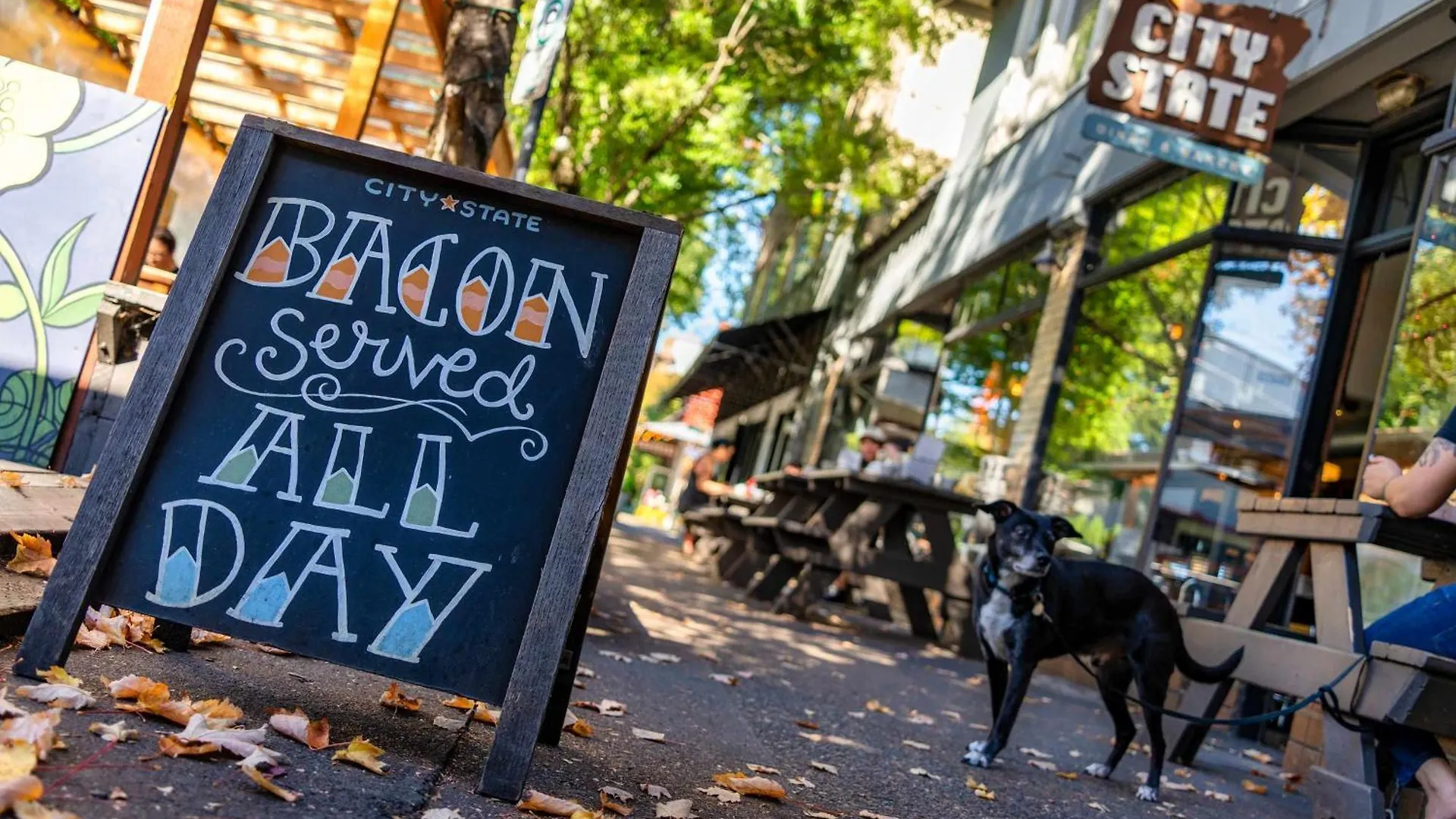 Apartment Stay Portland - La Casa Burnside - Local Eateries, Shops, And Bars